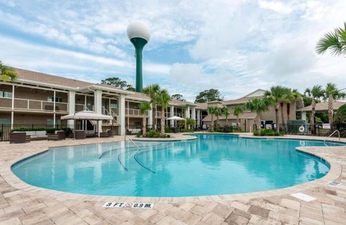 Jekyll Island Maison | Discover Jekyll Island from a Charming Retreat | Pool, Free Breakfast & Parking