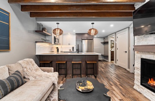 Duluth Appartement | Discover Serenity: Your Ultimate Hidden Retreat for a Cozy Vacation Getaway.
