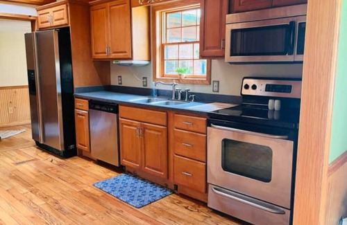 Yawkey Maison | Discover Tranquility near the Ivy Branch Trails