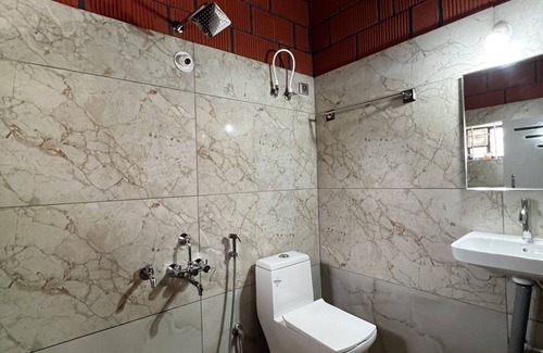 Vastare Autre | Discover Unparalleled Comfort and Hospitality at Our Homestay Retreat.
