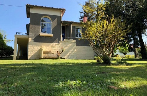 Faymoreau Villa | Découvrez la Villa Des Moulins - Piscine chauffée & Jacuzzi