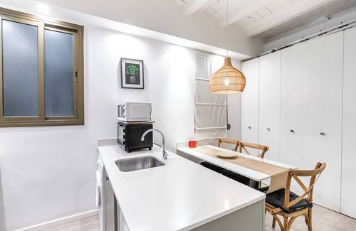 Hostafrancs Appartement | Discover your home in Barcelona: design, comfort and perfect location