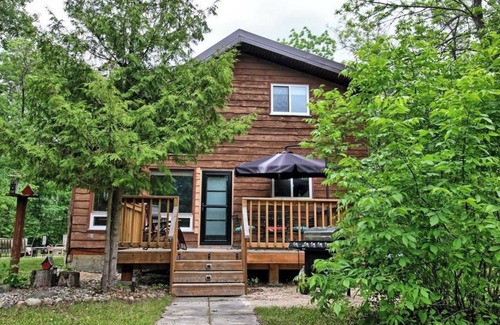Beaconia Cabine | Discover Your Perfect Retreat at Evergreen Escape Cabin Rental!