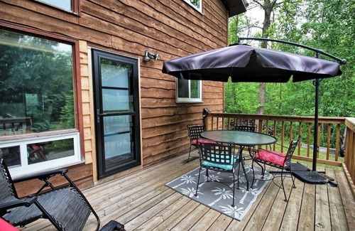 Beaconia Cabine | Discover Your Perfect Retreat at Evergreen Escape Cabin Rental!