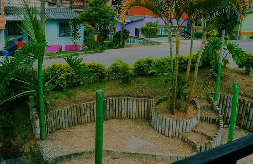 Guatape Appartement | Disfruta de los zócalos y colores en Guatapé