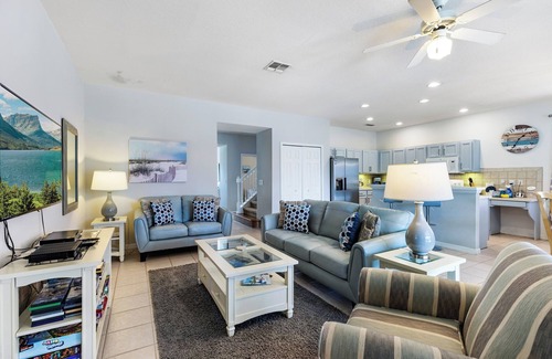 Watersong Villa | Stunning 5-Bed Villa with Pool, Disney Area