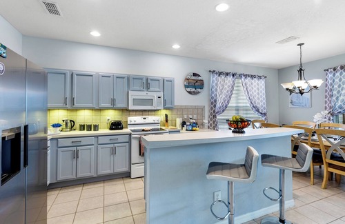 Watersong Villa | Stunning 5-Bed Villa with Pool, Disney Area