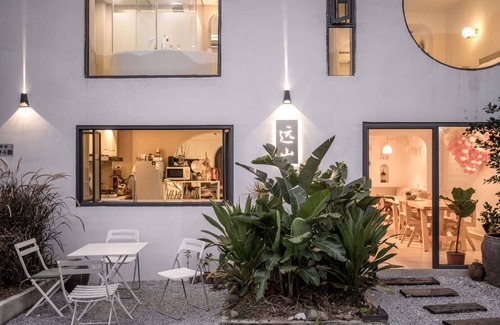 Futian CBD Lit Et Petit-Déjeuner | yuanshan forest Rustic Luxury Inn