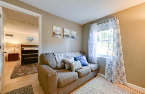 District Heights Maison | District Heights Apartment with Patio and Seating