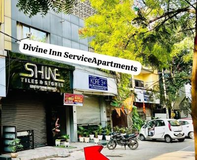 New Delhi Hôtel | Divine Inn Hotel Near Rajouri Garden Main Market