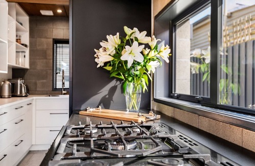 Saint Albans Maison | Divine on Derby - Christchurch Holiday Home