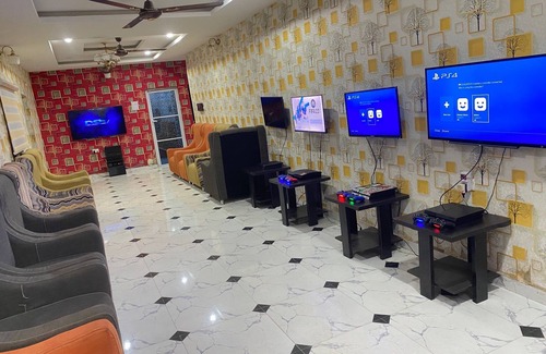 Umudike Hôtel | Divine Villa and Resorts LTD