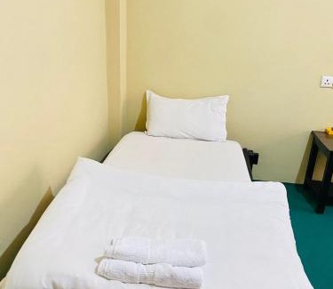 Bandipur Lit Et Petit-Déjeuner | Diya's Guest House - Family Environment