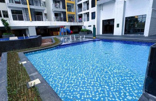 Shah Alam Appartement | DK Impian Damansara Townview Fully Air-Con SUITE