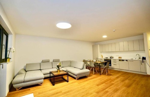 Meidling Appartement | DM & S Apartment