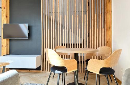 Nowy Dwor Mazowiecki Appartement | DMK Oak Studio near Warsaw-Modlin Airport