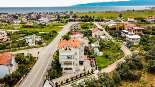 Gemlik Maison | Doğanın Kalbindeki Eviniz-9 Kişi