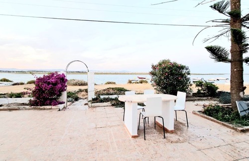 Faro Maison | Do you dream of waking up to the soothing sound of the waves,?
