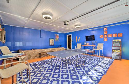 Dobson Maison | Dobson Getaway with Private Pool and Game Room!
