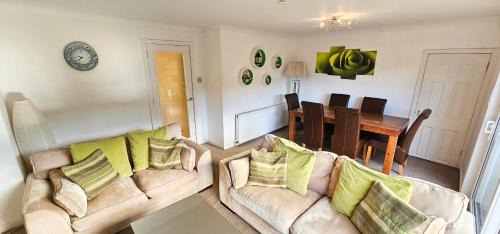 Longcroft Appartement | Dochart 3 Bedroom Apartment - Edinburgh