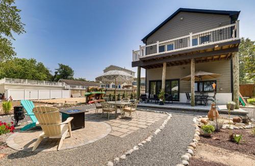 Waretown Maison | Dock and Backyard Bar Spacious Barnegat Bay Retreat