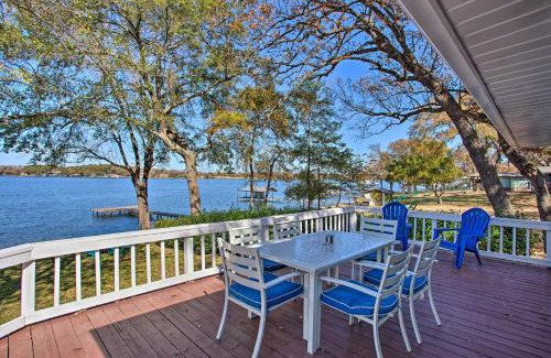 Enchanted Oaks Maison | Dock and Fire Pit Lakefront Cedar Creek Home!