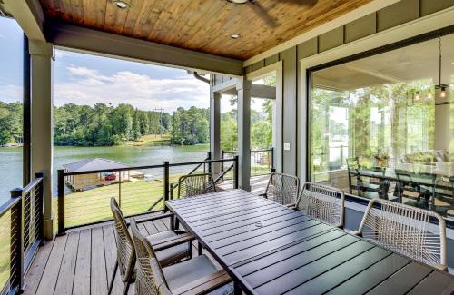 Milledgeville Maison | Dock and Views Spacious Lake Sinclair Retreat