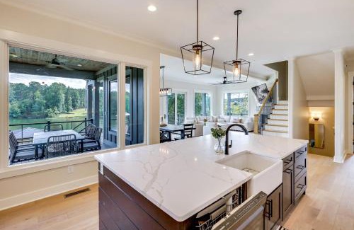 Milledgeville Maison | Dock and Views Spacious Lake Sinclair Retreat