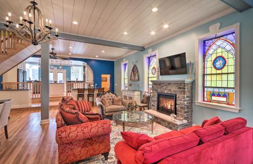 Brodheadsville Villa | Dock, Game Room Lakefront Villa in Saylorsburg!