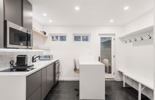 Aspen Appartement | Dog-friendly apartment in Aspen with EV Charger