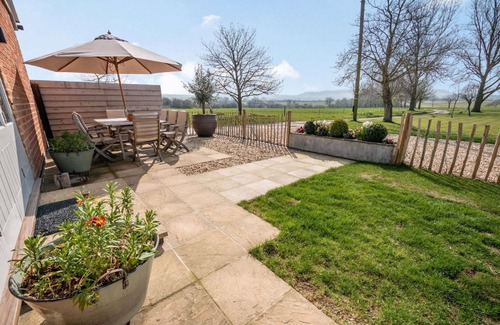 Shipston on Stour Maison | Dog friendly holiday home with superb garden and rural location - Ridge Barn