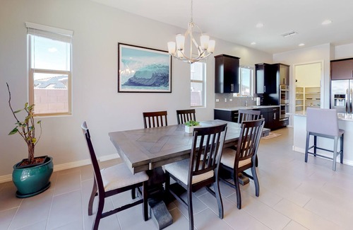 Oracle Maison | Dog-friendly home with central ac, enclosed yard, patio, hot tub, & WiFi