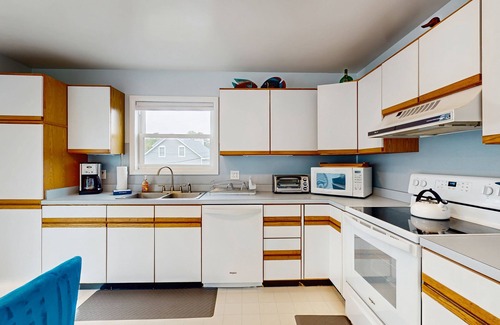 South Bethany Harbor Maison | Dog-friendly house with bay views, spacious layout, & family-friendly amenities