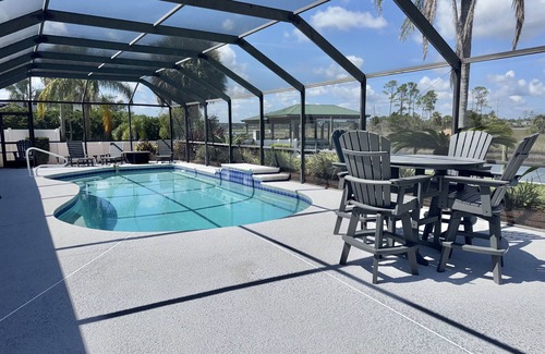 Isle of Palms Maison | Dog-friendly waterfront home with private dock, boat lift, pool and spa