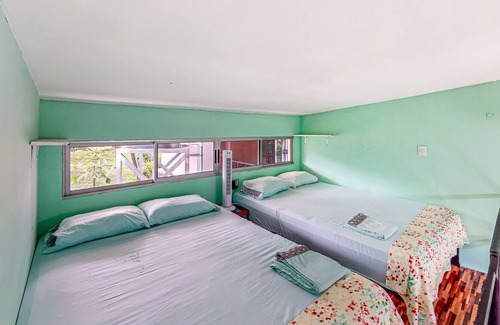 Tarcoles Lit Et Petit-Déjeuner | Dog-friendly villas with shared rancho & kitchen, private pool, and partial AC