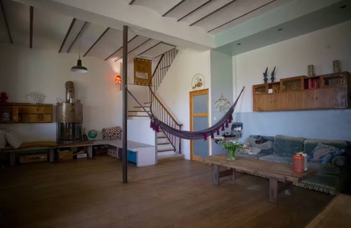 16th Arrondissement Maison | Dolce Vita: Renovated house with swimming pool and sea view in Marseille