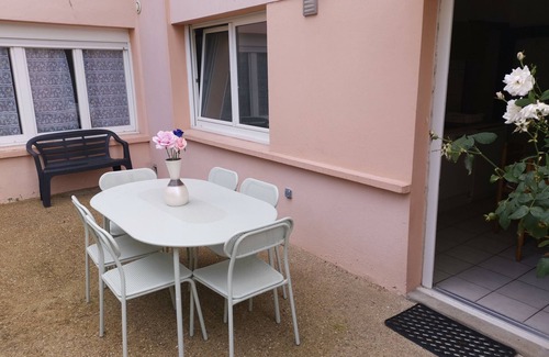 Dole Appartement | Dole le Comté location meublée 70 m² wifi parking terrasse patio proche centre