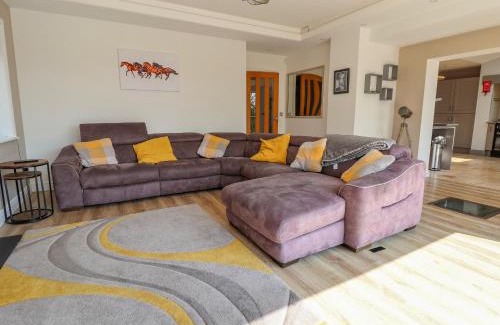Warmingham Maison | Dolly's House