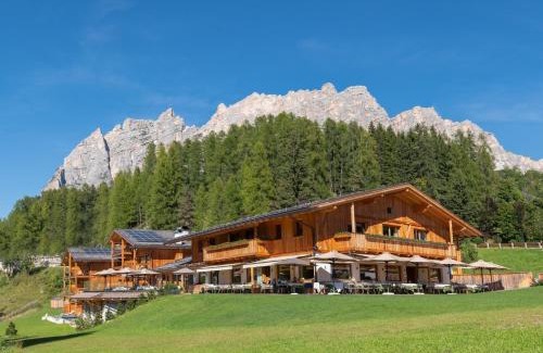 Cortina d'Ampezzo Hôtel | Dolomiti Lodge Alverà
