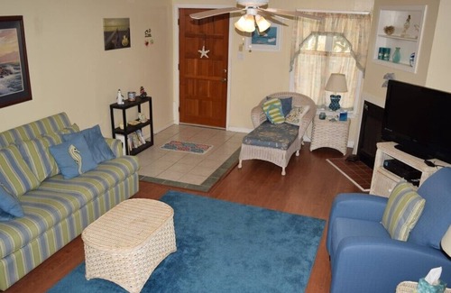 Dennisville Copropriété | Dolphin Beach Condos