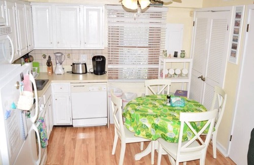 Dennisville Copropriété | Dolphin Beach Condos