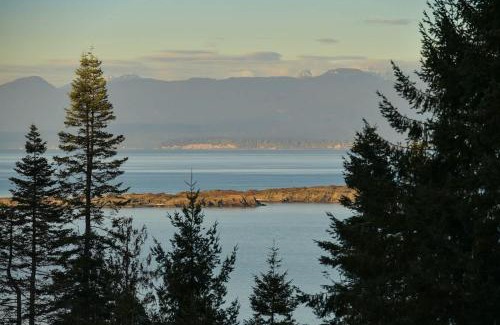 Regional District of Nanaimo Maison | Dolphin House