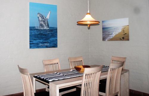 Scottburgh Appartement | Dolphin View Self Catering