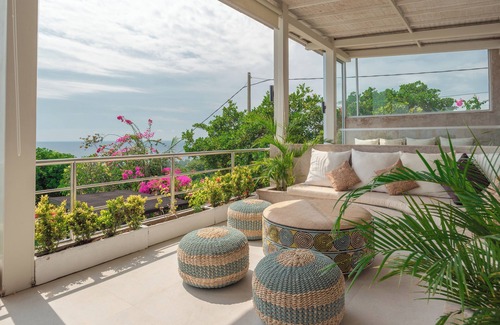 Temukus Maison | Dolphin Villa Lovina