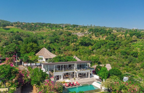 Temukus Maison | Dolphin Villa Lovina