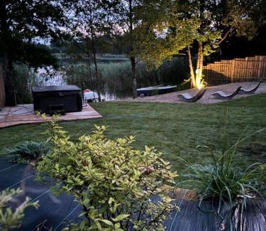 Karwie Villa | Dom nad jeziorem Mazury - Pod Napięciem