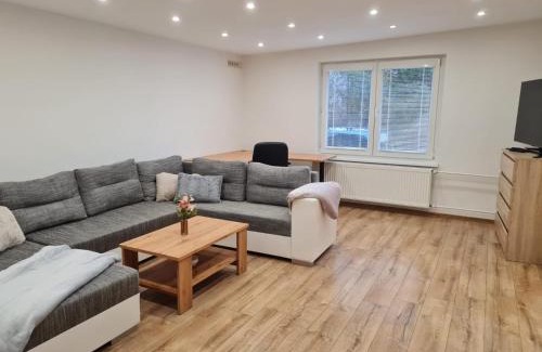 Zilina Maison | Dom pri rieke s parkovaním