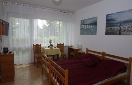 Kolobrzeg Maison | Dom Wypoczynkowy Anna - opcjonalnie śniadania w Starej Piekarni