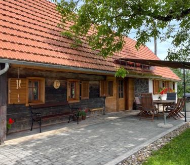 Marindol Maison | Domačija Brdar