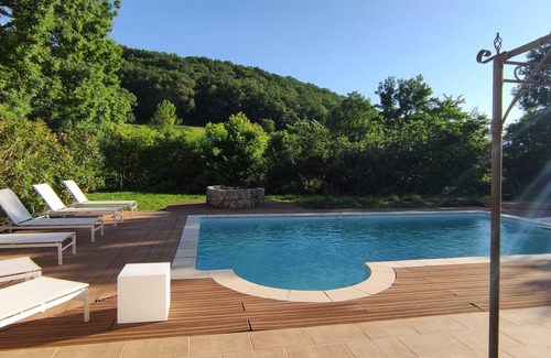 Saint-Hilaire-de-Lusignan Maison | Domaine de Bernassa - Intimité et calme au coeur de 20 hectares de nature.